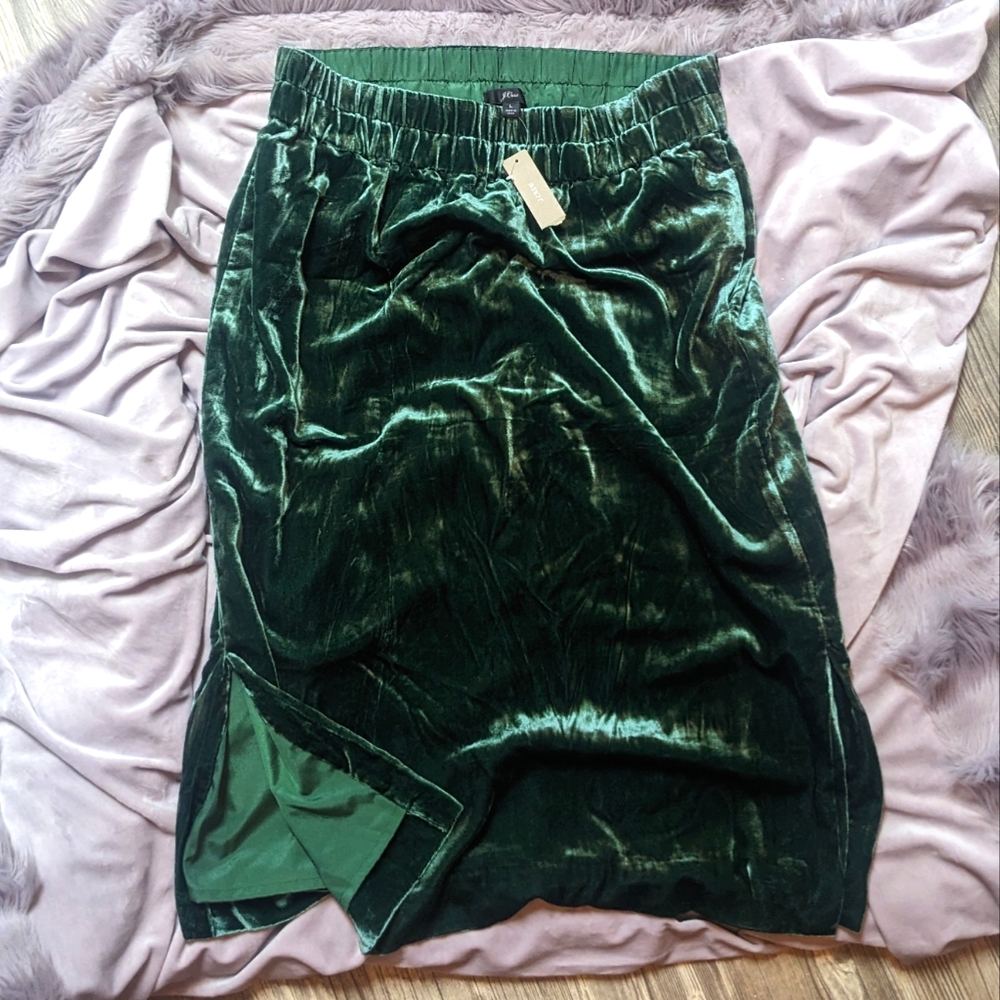 NWT J. Crew Midi Elastic Waist Green Velvet Skirt - Size L - MAKE OFFER